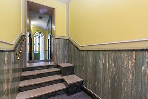 Sunny Apartment by Wonderful Italy