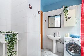 Sunny Apartment by Wonderful Italy