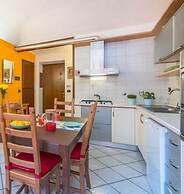 Sunny Apartment by Wonderful Italy