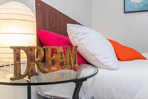 Sunny Apartment by Wonderful Italy