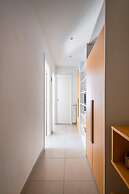 Bergonzoni Modern Apartment by Wonderful Italy