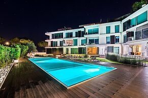 Bristol Exclusive 2 1 by Wonderful Italy