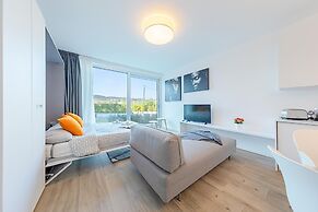 Bristol Exclusive 2 1 by Wonderful Italy