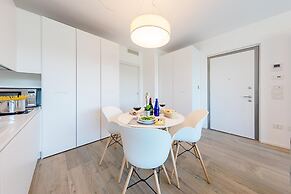 Bristol Exclusive 2 1 by Wonderful Italy