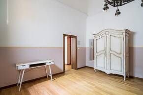 Rolandino Apartment by Wonderful Italy