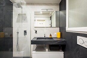 Sotto i Portici di Via Pietralata by Wonderful Italy