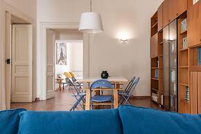 Maiorani Family Apartment nel Centro di Napoli