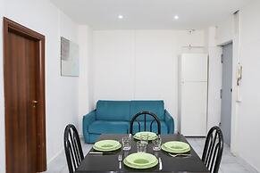 Napoli Centrale Budget Apartment by Wonderful Italy