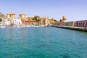 Art House Arenella con Terrazze by Wonderful Italy