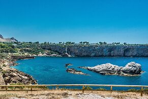Calarossa Seaview by Wonderful Italy