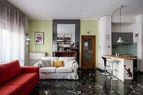 Boldrini Apartment With Balcony by Wonderful Italy