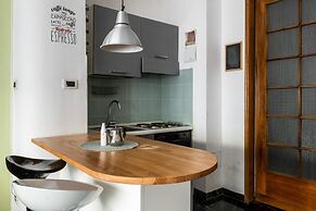 Boldrini Apartment With Balcony by Wonderful Italy