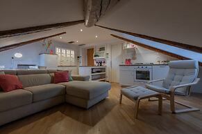 Solferino Home by Wonderful Italy