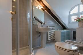 Solferino Home by Wonderful Italy