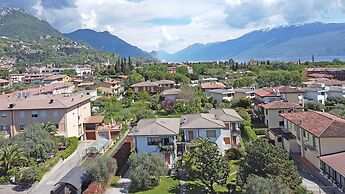 Residence Mimosa PT 2 by Wonderful Italy