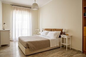 Ortigia Seafront Apartment by Wonderful Italy