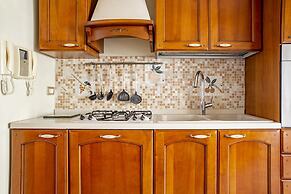 Ortigia Seafront Apartment by Wonderful Italy