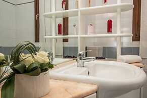 Le Ortensie 1 Apartment by Wonderful Italy