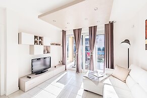 Le Corti Caterina B2 Apartment by Wonderful Italy