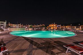 Manerba Resort C2 by Wonderful Italy