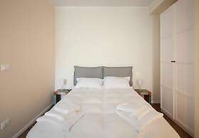 Largo Molina Studio II by Wonderful Italy