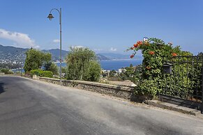Amazing sea View in Santa Margherita by Wonderful Italy