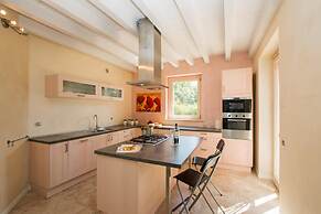 Villa Marina con Piscina by Wonderful Italy