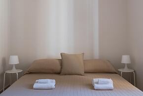 Appartamento Darsena With Terrace by Wonderful Italy