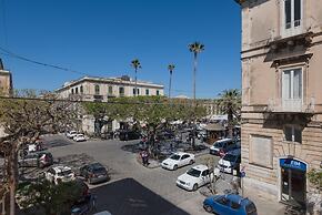 Appartamento Darsena With Terrace by Wonderful Italy