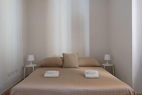 Appartamento Darsena With Terrace by Wonderful Italy