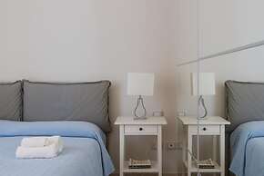 Appartamento Darsena With Terrace by Wonderful Italy