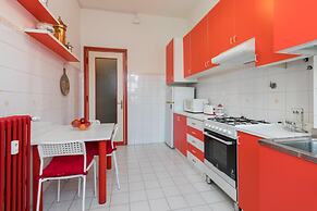 Elegante e Raffinato in Zona Crocetta by Wonderful Italy