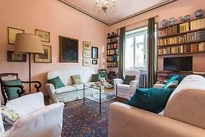 Elegante e Raffinato in Zona Crocetta by Wonderful Italy