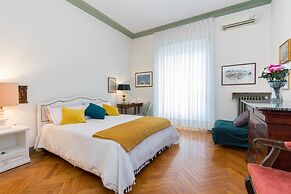 Elegante e Raffinato in Zona Crocetta by Wonderful Italy