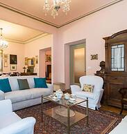 Elegante e Raffinato in Zona Crocetta by Wonderful Italy