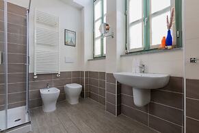 Housing Giulia - One Bedroom Apartment