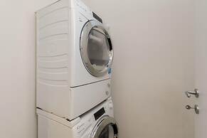 All Ombra del Grattacielo by Wonderful Italy