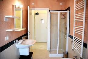 Residenza Miralago With Pool - Studio Apartment With City View