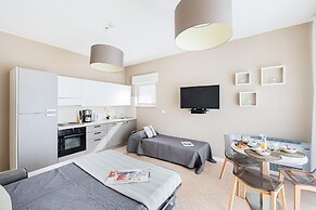 Residenza Miralago With Pool - Studio Apartment With City View