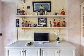 Residence Villa Giulia 5 03 With Pool by Wonderful Italy