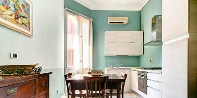 Classic Marconi Apartment by Wonderful Italy