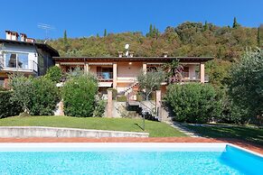 Le Olive 8 4 Apartment by Wonderful Italy