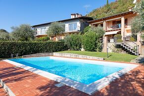 Le Olive 8 4 Apartment by Wonderful Italy