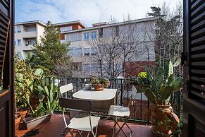 Massarenti 406 Elegant Apartment by Wonderful Italy