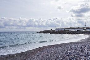 L Aria del Mare by Wonderful Italy