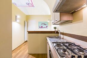 Apartment in the Heart of Nightlife by Wonderful Italy