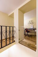 Apartment in the Heart of Nightlife by Wonderful Italy