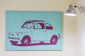 Apartment in the Heart of Nightlife by Wonderful Italy