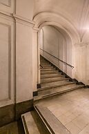 Apartment in the Heart of Nightlife by Wonderful Italy