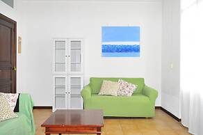 Terrazza sul Castello Ursino by Wonderful Italy